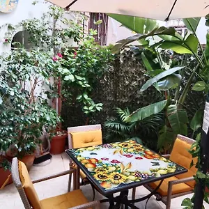 https://casa-sicana.palermohotels.org