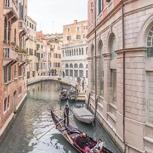 San Marco Square With Canal View By Wonderful Italy Apartment Venice